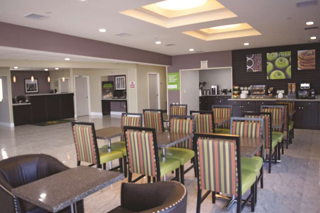 La Quinta Inn & Suites Far Rockaway - Beach Hotel New York Facilités photo