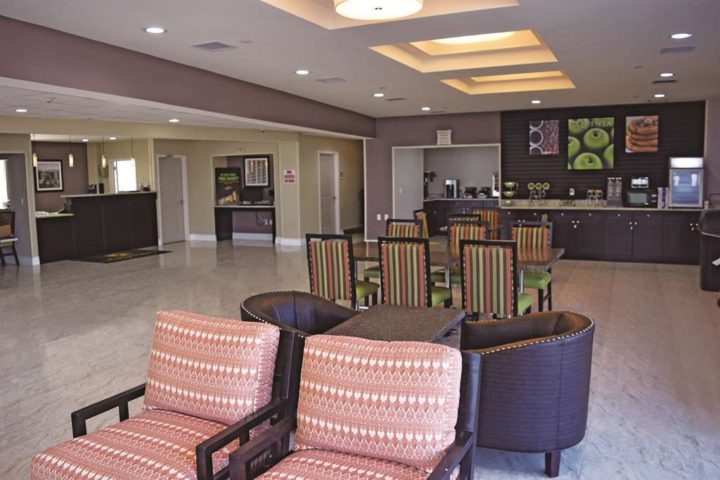La Quinta Inn & Suites Far Rockaway - Beach Hotel New York Intérieur photo